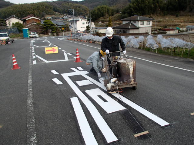 区画線工事・ライン引き工事